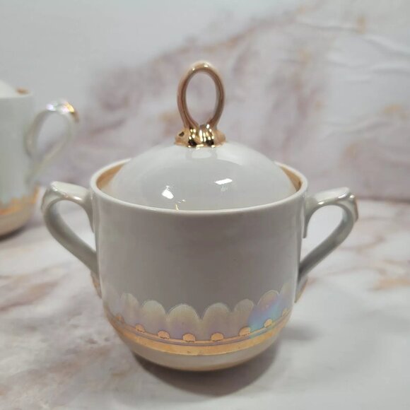 Vintage 13 pc. Lusterware Tea Pot Tea Set Cups & Saucers Golden Porcelain MCM - Picture 4 of 11